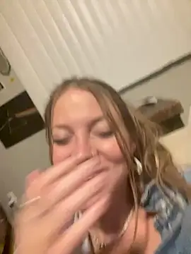 molly witha chance online show from 09-21-25, 09:55