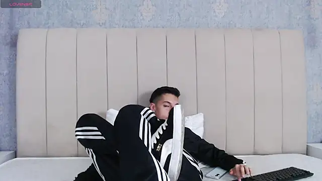 thiago19s online show from 02-11-25, 07:16