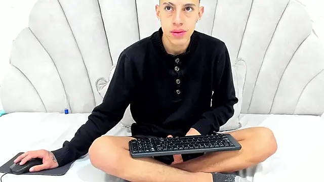 thiago19s online show from 03-11-26, 03:01