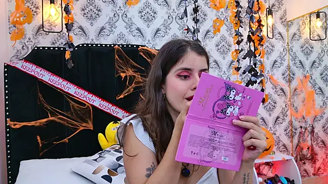 LexaDeRusso online show from 10-27-25, 08:02