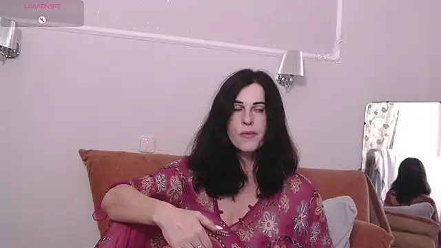 Snapshot of MonicaMelano chatting on 10-07-25, 03:31 MonicaMelano online show from 10-07-25, 03:31