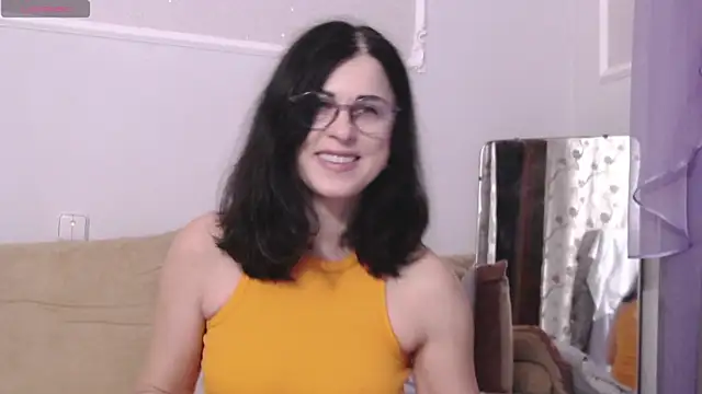 Snapshot of MonicaMelano chatting on 11-11-25, 03:23 MonicaMelano online show from 11-11-25, 03:23