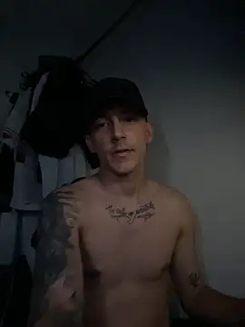 Snapshot of ElSexyPerson chatting on 11-02-25, 06:38 ElSexyPerson online show from 11-02-25, 06:38