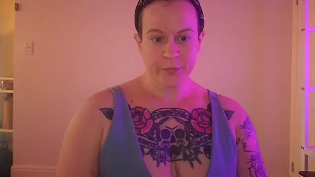 quinnmariexo online show from 02-13-26, 10:06