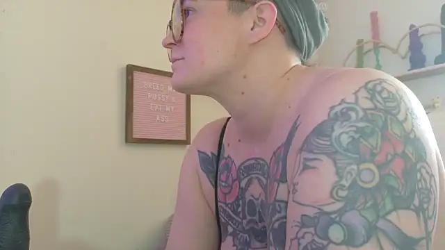 quinnmariexo online show from 03-10-26, 07:19