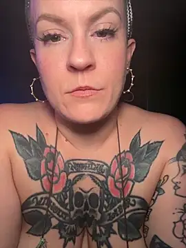 quinnmariexo online show from 06-05-26, 04:19
