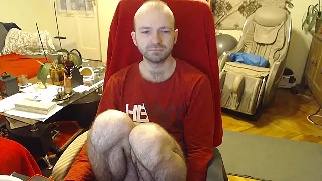 Snapshot of RealManHaveHairy chatting on 12-05-24, 06:43 RealManHaveHairy online show from 12-05-24, 06:43