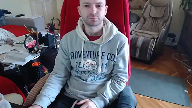 Snapshot of RealManHaveHairy chatting on 12-10-24, 09:23 RealManHaveHairy online show from 12-10-24, 09:23