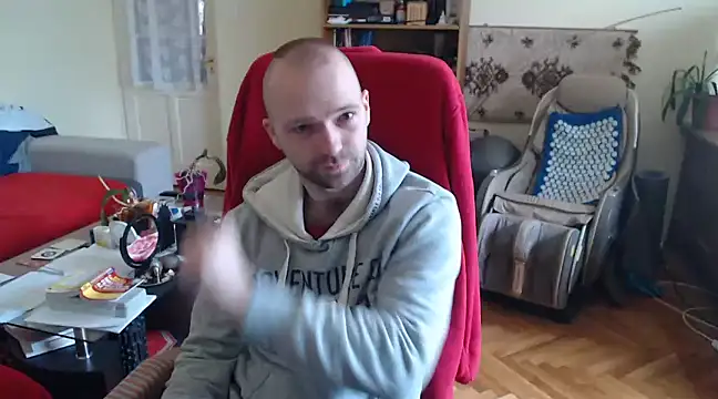 Snapshot of RealManHaveHairy chatting on 12-13-24, 11:45 RealManHaveHairy online show from 12-13-24, 11:45