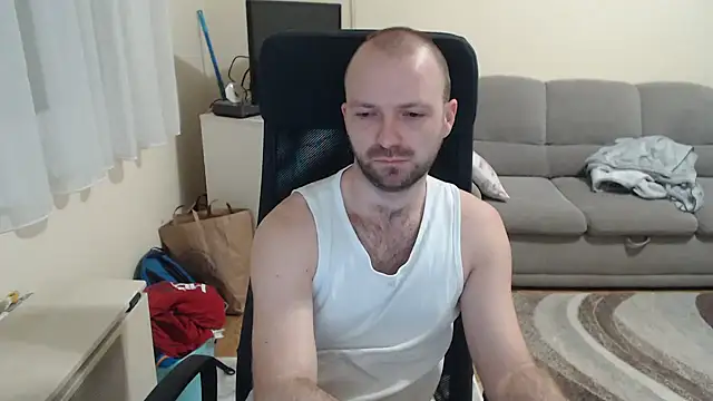 Snapshot of RealManHaveHairy chatting on 01-17-25, 04:26 RealManHaveHairy online show from 01-17-25, 04:26