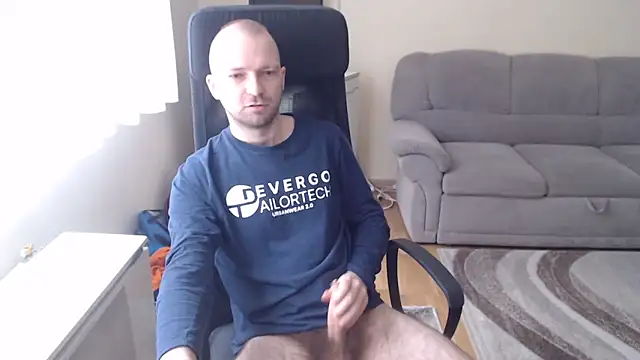 Snapshot of RealManHaveHairy chatting on 01-24-25, 08:34 RealManHaveHairy online show from 01-24-25, 08:34
