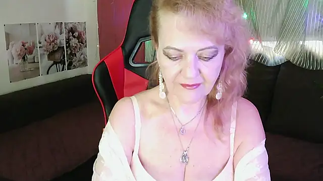 Snapshot of Liset_Monro chatting on 06-30-26, 05:47 Liset Monro online show from 06-30-26, 05:47