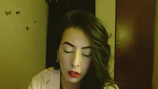 ella peck online show from 06-25-26, 05:12