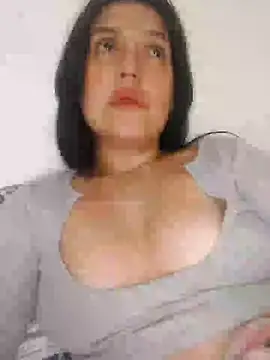 Sophie-hatter online show from 01-09-25, 03:47