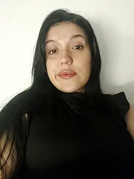 Sophie-hatter online show from 03-20-25, 02:19