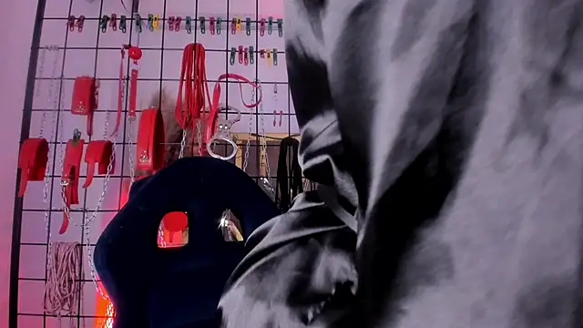 Snapshot of charrlotte_quinn chatting on 01-13-25, 09:09 charrlotte quinn online show from 01-13-25, 09:09