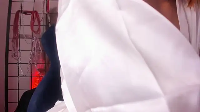 Snapshot of charrlotte_quinn chatting on 02-19-25, 02:55 charrlotte quinn online show from 02-19-25, 02:55