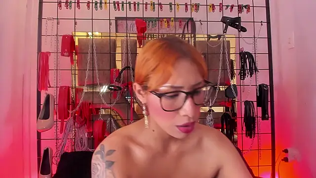 Snapshot of charrlotte_quinn chatting on 03-03-25, 08:43 charrlotte quinn online show from 03-03-25, 08:43