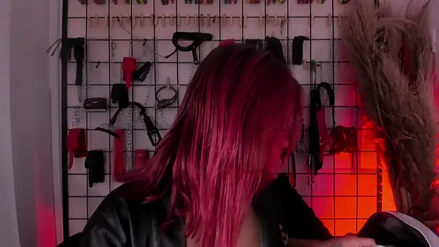 Snapshot of charrlotte_quinn chatting on 09-19-25, 09:48 charrlotte quinn online show from 09-19-25, 09:48