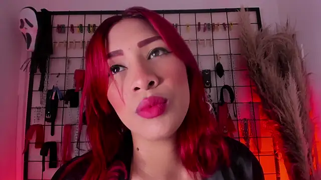 Snapshot of charrlotte_quinn chatting on 11-03-25, 02:40 charrlotte quinn online show from 11-03-25, 02:40