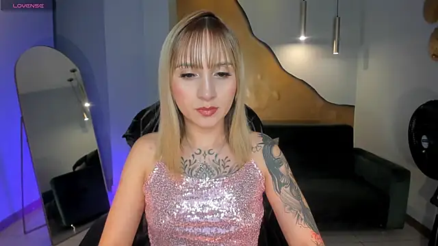 MollySundersX online show from 05-13-26, 08:27