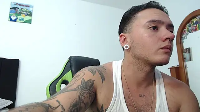 Snapshot of male_pussy chatting on 05-28-26, 12:19 male pussy online show from 05-28-26, 12:19