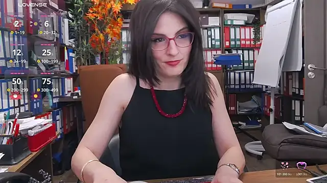 Snapshot of classyladyrellax chatting on 03-06-26, 11:50 classyladyrellax online show from 03-06-26, 11:50