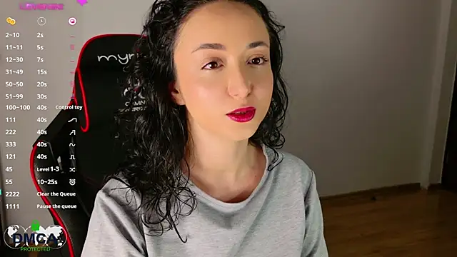 Snapshot of KatherineRyder chatting on 01-08-25, 03:08 KatherineRyder online show from 01-08-25, 03:08