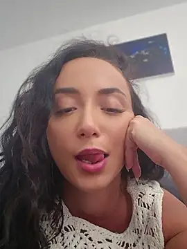 Snapshot of KatherineRyder chatting on 06-29-26, 12:16 KatherineRyder online show from 06-29-26, 12:16