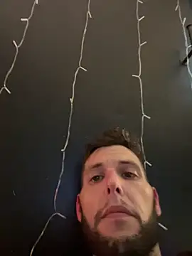 Tall ItalianGuy online show from 10-27-25, 04:44