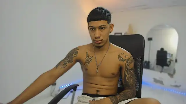 slim master12 online show from 01-17-26, 11:48