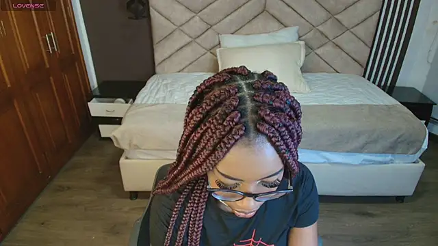 Raquel jones online show from 01-03-25, 11:57