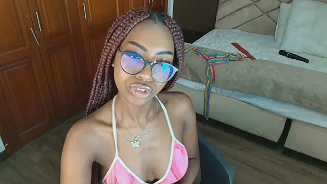 Raquel jones online show from 01-25-25, 02:47