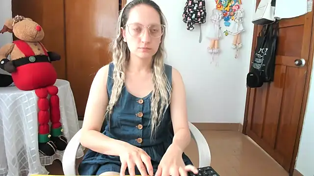 Snapshot of Adele_johnsonn1 chatting on 02-13-26, 02:24 Adele johnsonn1 online show from 02-13-26, 02:24