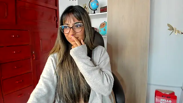 Isabellaa22 1 online show from 04-29-26, 05:30