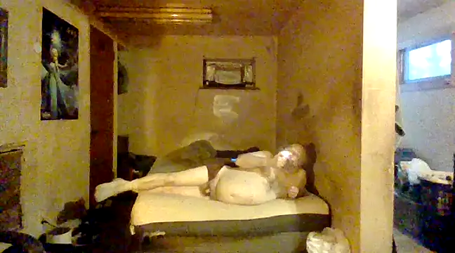 Nightshade7712 online show from 12-26-24, 09:37