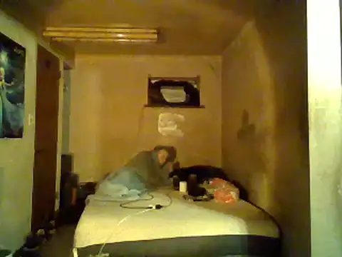 Nightshade7712 online show from 01-04-25, 12:48