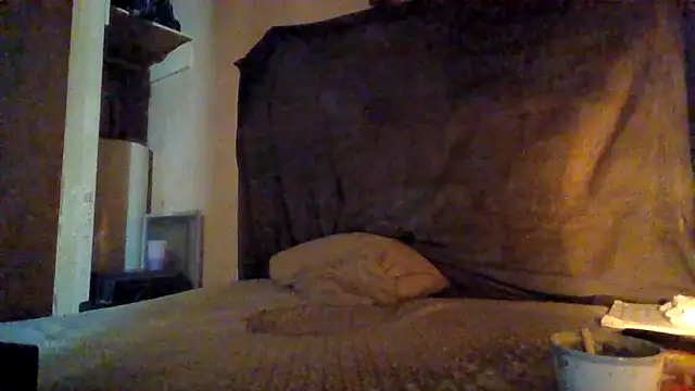 Nightshade7712 online show from 10-17-25, 07:38