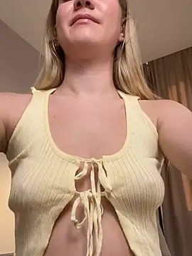 teasecake online show from 03-13-25, 01:32