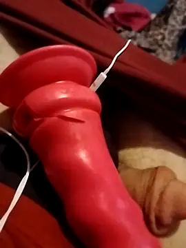 Snapshot of SolitaryMisfit8 chatting on 09-21-25, 10:11 SolitaryMisfit8 online show from 09-21-25, 10:11