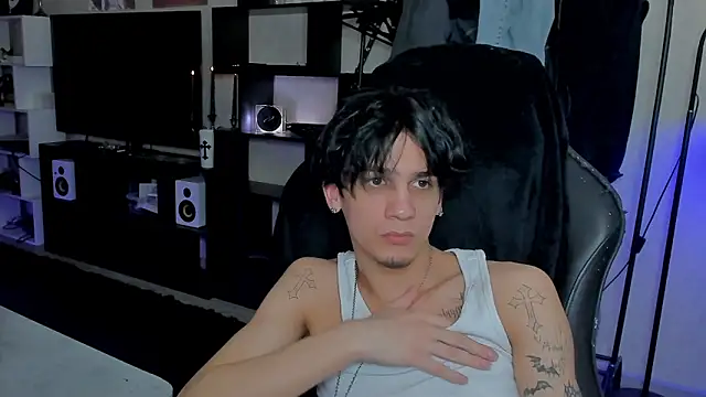 Snapshot of MarkBrowniii chatting on 03-24-26, 08:47 MarkBrowniii online show from 03-24-26, 08:47