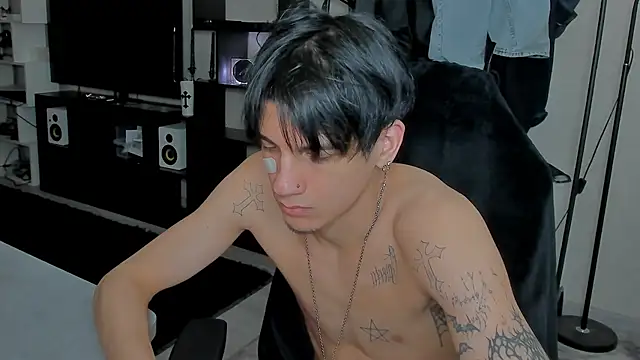 Snapshot of MarkBrowniii chatting on 03-27-26, 10:53 MarkBrowniii online show from 03-27-26, 10:53