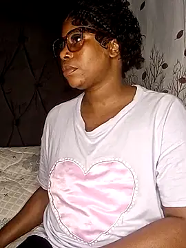 Nattybae09 online show from 11-10-25, 06:18