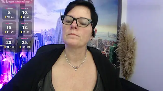 Snapshot of ninarandmann chatting on 01-11-25, 07:27 ninarandmann online show from 01-11-25, 07:27