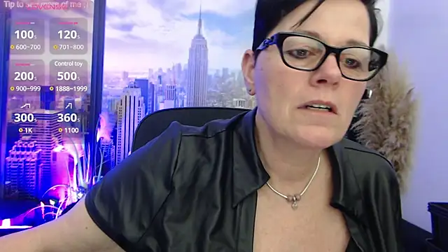 Snapshot of ninarandmann chatting on 03-06-25, 06:26 ninarandmann online show from 03-06-25, 06:26
