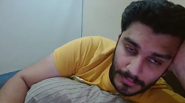 Snapshot of robintoit chatting on 01-06-25, 12:46 robintoit online show from 01-06-25, 12:46