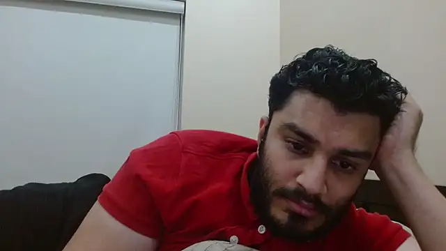 Snapshot of robintoit chatting on 11-15-25, 06:48 robintoit online show from 11-15-25, 06:48