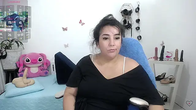 mom hot   online show from 06-28-26, 04:24