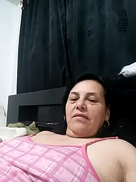 Natasha milf   online show from 03-02-25, 04:53