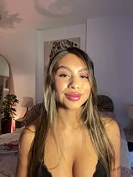  laura 02 online show from 03-20-25, 01:59